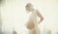怎么知道胎儿是否缺氧 胎儿缺氧该怎么办