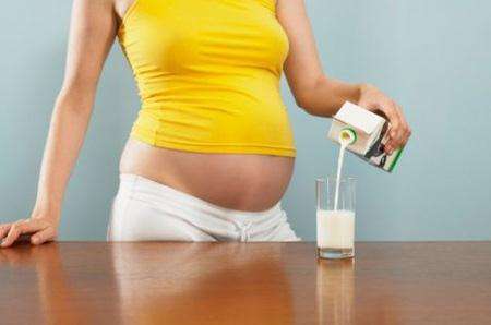 孕妇奶粉和普通奶粉的区别是什么 怀孕必须喝孕(2)