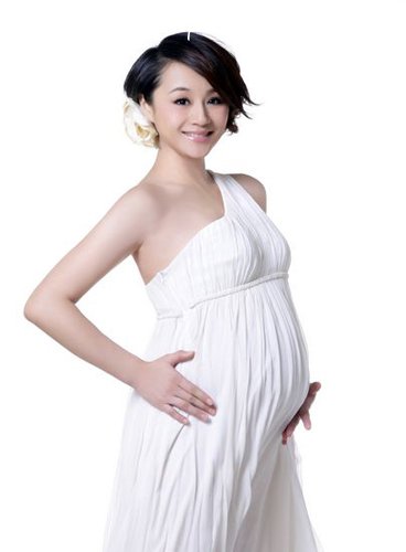 孕妇如何与宝宝做胎教操 感受宝宝在肚子里的互