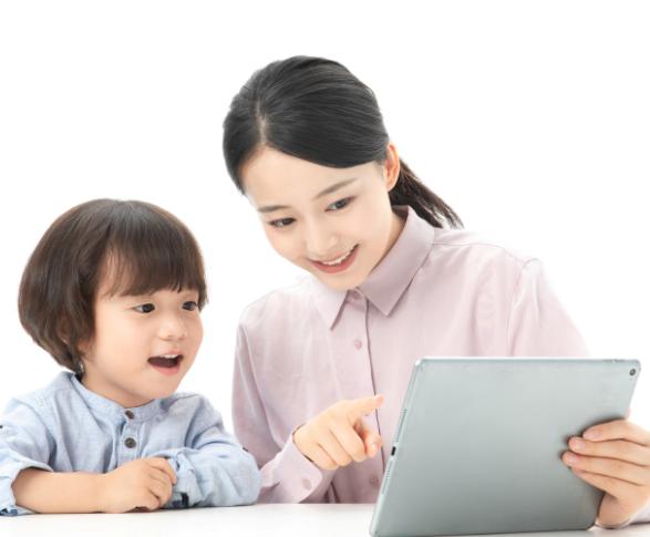 孩子玩平板电脑好吗 儿童长期玩平板电脑有影响