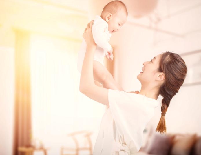 孩子游泳怕水怎么克服 怎么样让孩子克服害怕游