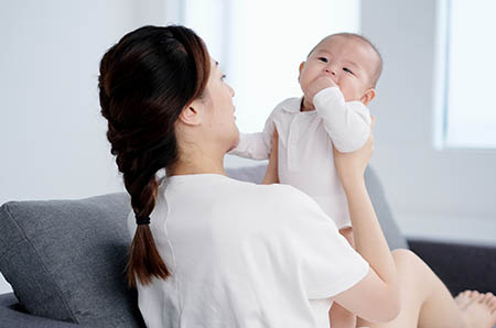 女孩月经初潮可不可以喝红糖水2 【女孩月经初潮可不可以喝红糖水】孩子初潮可