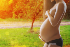 坐月子身上长疙瘩怎么回事 ​月子荨麻疹能